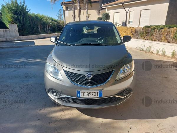 1#9705 Autovettura Lancia Ypsilon in vendita - foto 2