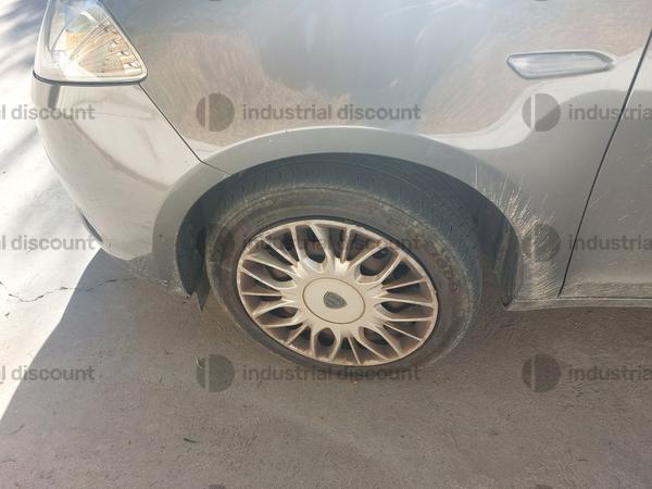 1#9705 Autovettura Lancia Ypsilon in vendita - foto 9