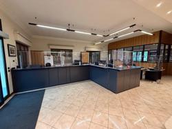 Arredi da ufficio e apparecchiatura elettronica - Lotto 28 (Asta 9706)