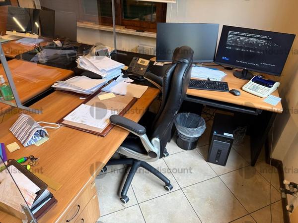 28#9706 Arredi da ufficio e apparecchiatura elettronica in vendita - foto 10