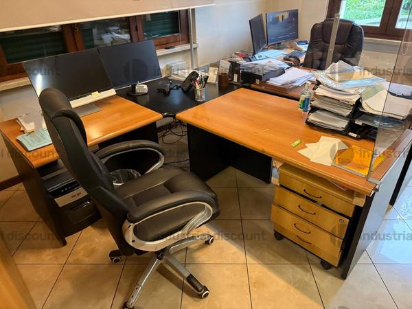 28#9706 Arredi da ufficio e apparecchiatura elettronica in vendita - foto 16