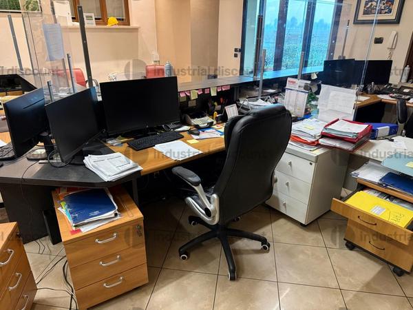 28#9706 Arredi da ufficio e apparecchiatura elettronica in vendita - foto 24