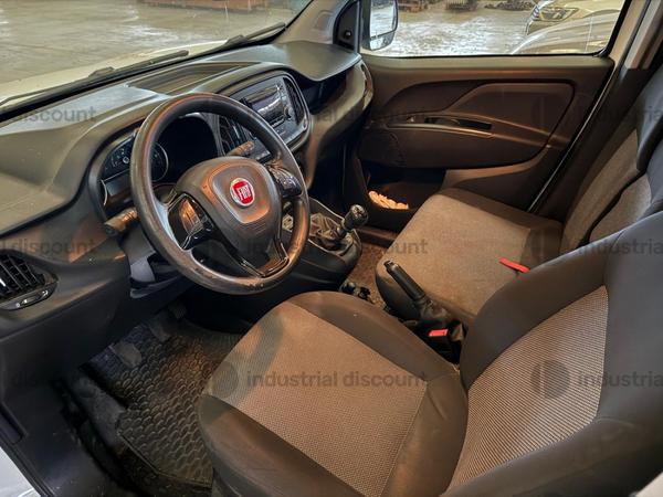 29#9706 Autocarro Fiat Doblò in vendita - foto 3