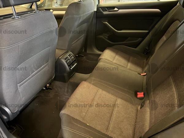 30#9706 Autovettura Volkswagen Passat in vendita - foto 4