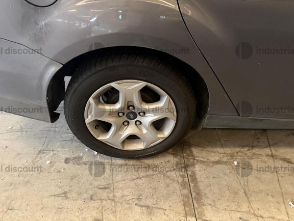 31#9706 Autovettura Ford Focus in vendita - foto 8