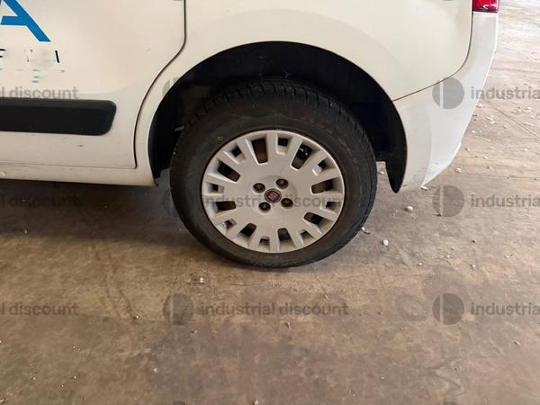 32#9706 Autocarro Fiat Qubo in vendita - foto 10