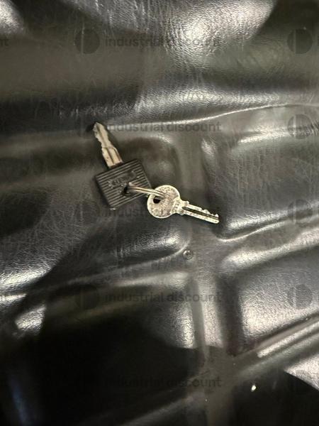 5#9706 Carrelli elevatori, segatrice a nastro e isola di pesatura in vendita - foto 4