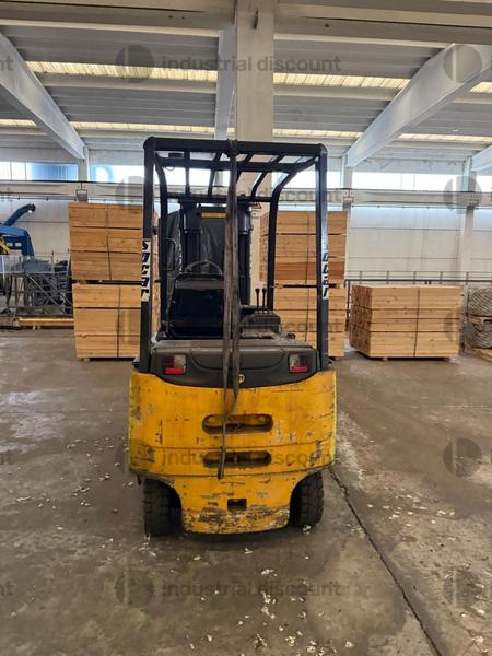 5#9706 Carrelli elevatori, segatrice a nastro e isola di pesatura in vendita - foto 23