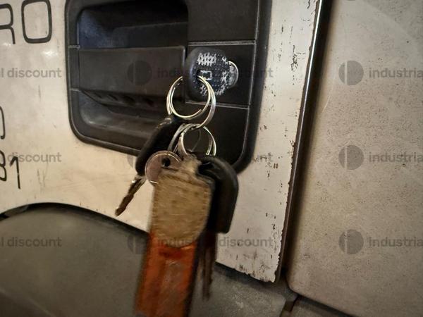 2#9707 Autocarro Iveco in vendita - foto 7