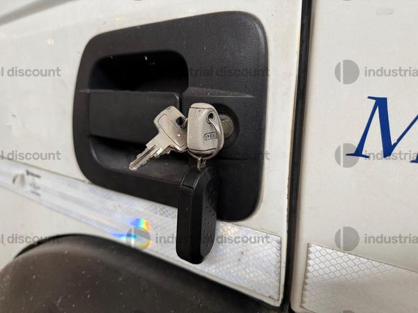 5#9707 Trattore stradale Iveco Stralis in vendita - foto 7