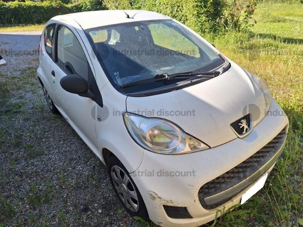 300#9727 Autocarro Peugeot 107 in vendita - foto 1