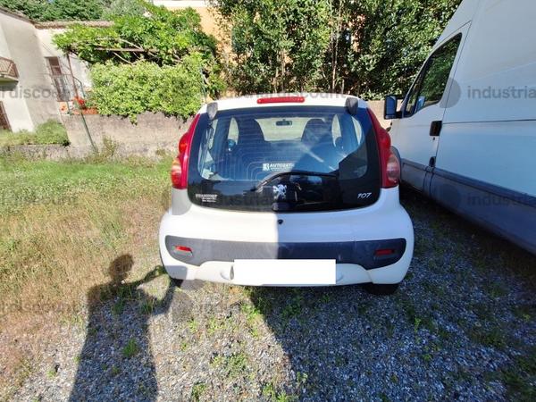 300#9727 Autocarro Peugeot 107 in vendita - foto 2