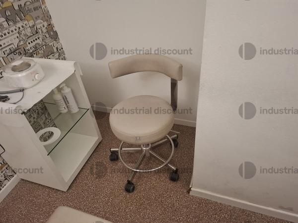 1#9728 Attrezzatura per salone parrucchiere ed estetica in vendita - foto 19