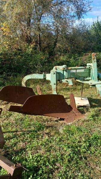 10#9736 Aratro Sogema 46BP in vendita - foto 1