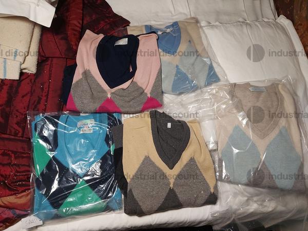 124#9739 Lotto di abbigliamento uomo in vendita - foto 2