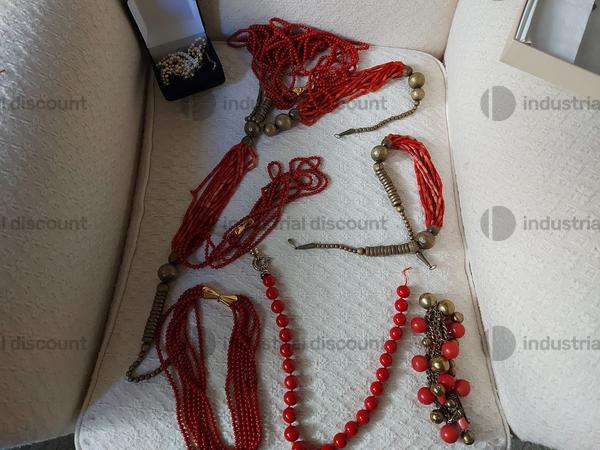 133#9739 Collane e orecchini in corallo in vendita - foto 12