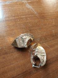 Orecchini in oro e anelli in argento - Lotto 5 (Asta 9739)