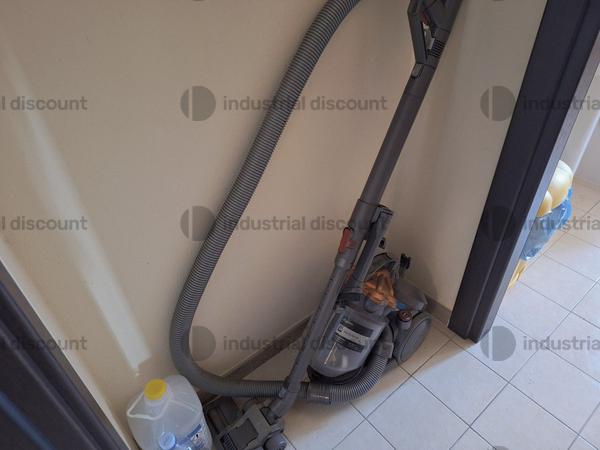 1#9747 Arredi e attrezzature ufficio in vendita - foto 35