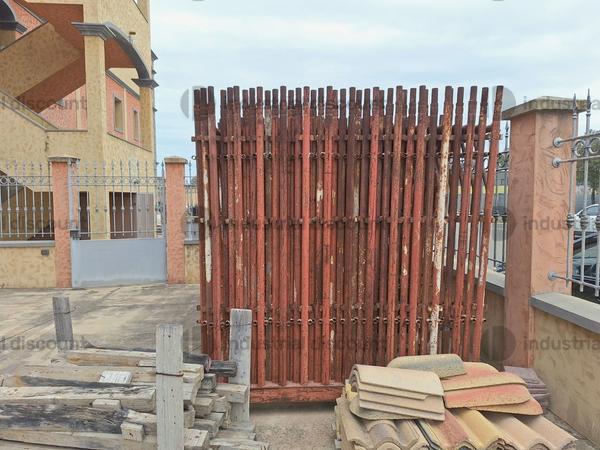 2#9747 Ponteggio puntelli cavalletti assi container in vendita - foto 3