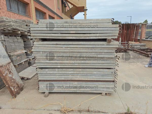 2#9747 Ponteggio puntelli cavalletti assi container in vendita - foto 7