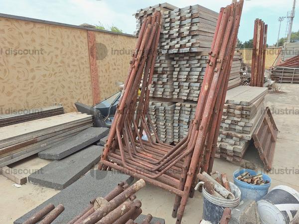 2#9747 Ponteggio puntelli cavalletti assi container in vendita - foto 14