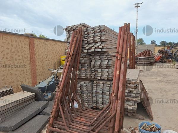 2#9747 Ponteggio puntelli cavalletti assi container in vendita - foto 16