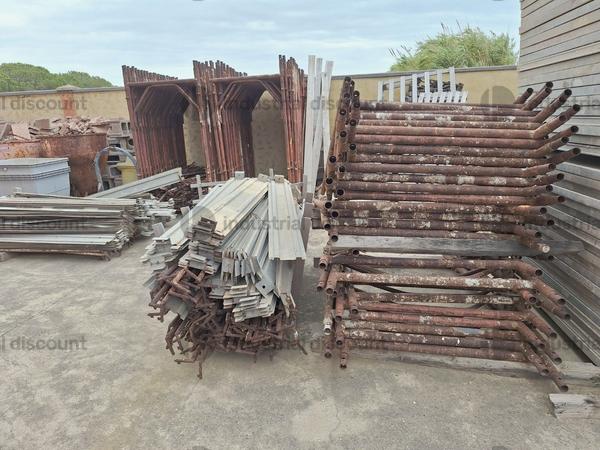 2#9747 Ponteggio puntelli cavalletti assi container in vendita - foto 28