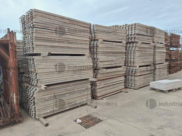 2#9747 Ponteggio puntelli cavalletti assi container in vendita - foto 35