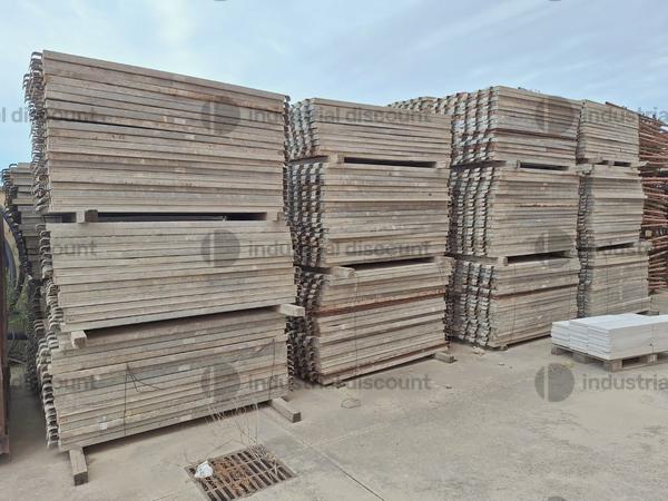 2#9747 Ponteggio puntelli cavalletti assi container in vendita - foto 36