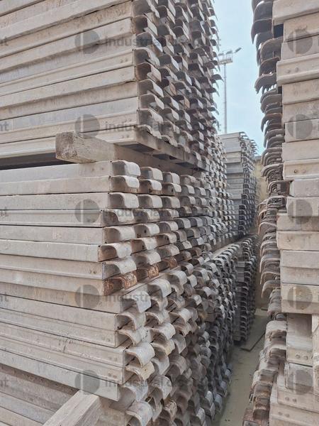 2#9747 Ponteggio puntelli cavalletti assi container in vendita - foto 37