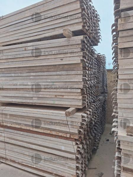 2#9747 Ponteggio puntelli cavalletti assi container in vendita - foto 38