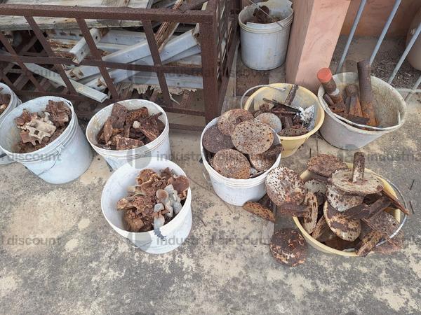 2#9747 Ponteggio puntelli cavalletti assi container in vendita - foto 54