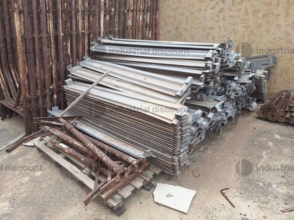 2#9747 Ponteggio puntelli cavalletti assi container in vendita - foto 62