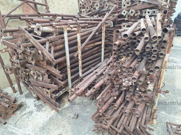 2#9747 Ponteggio puntelli cavalletti assi container in vendita - foto 65