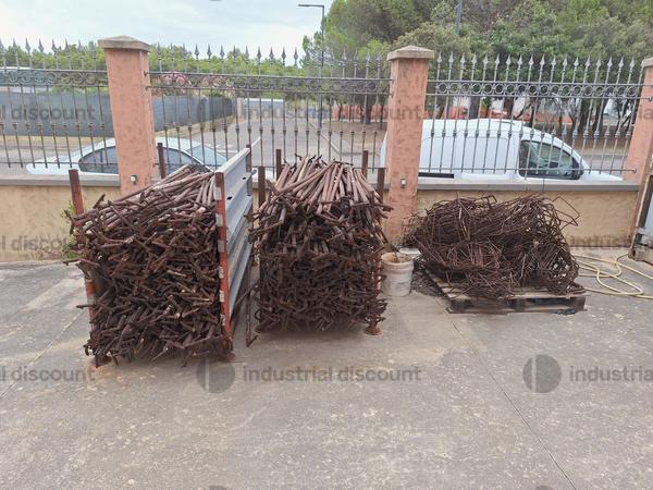 2#9747 Ponteggio puntelli cavalletti assi container in vendita - foto 82