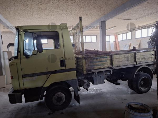 3#9747 Autocarro Nissan in vendita - foto 4