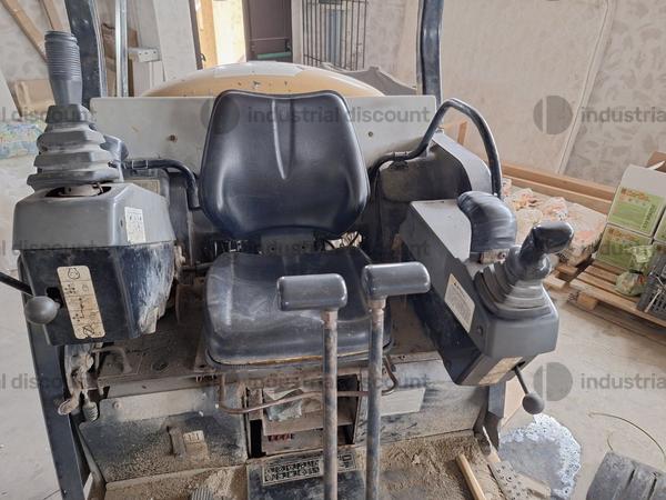 6#9747 Miniescavatore Caterpillar in vendita - foto 9