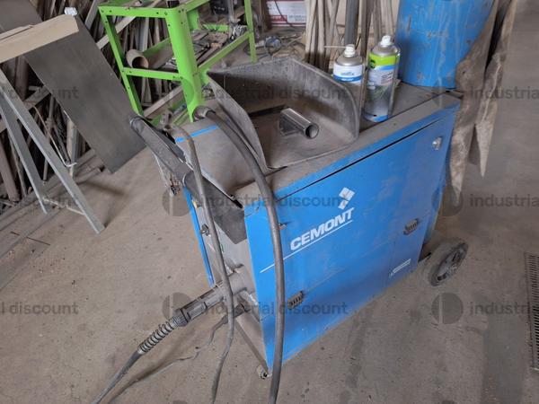 8#9747 Giacenze magazzino e macchinari vari in vendita - foto 2