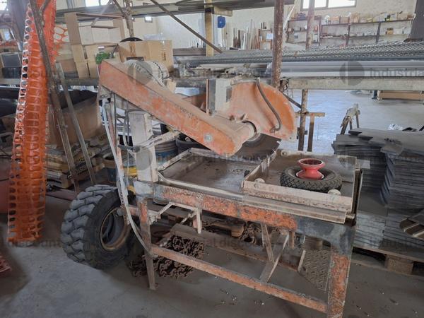 8#9747 Giacenze magazzino e macchinari vari in vendita - foto 6