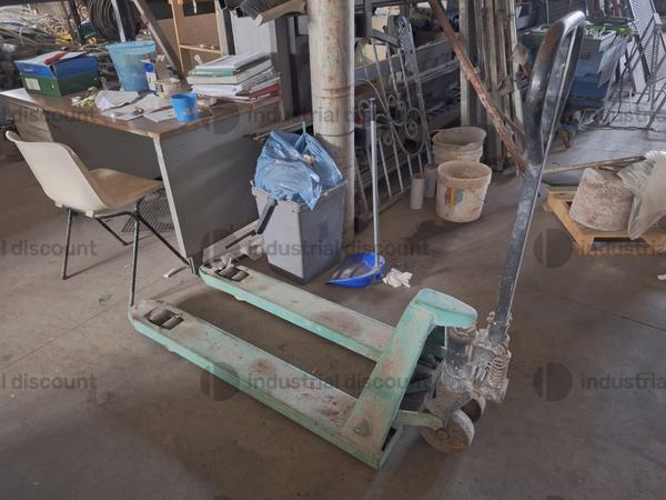 8#9747 Giacenze magazzino e macchinari vari in vendita - foto 19