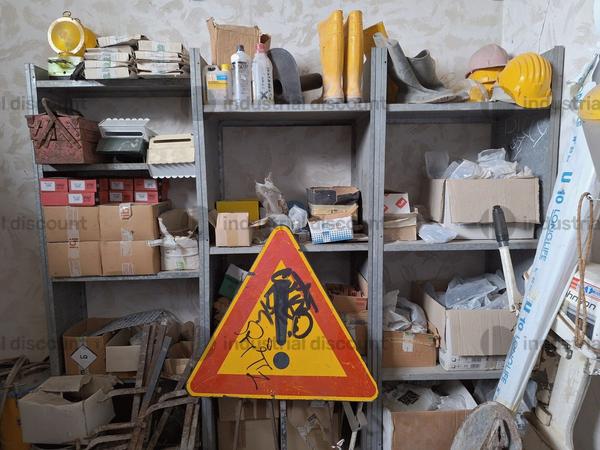 8#9747 Giacenze magazzino e macchinari vari in vendita - foto 49