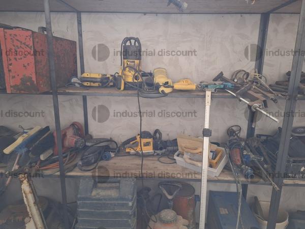 8#9747 Giacenze magazzino e macchinari vari in vendita - foto 54