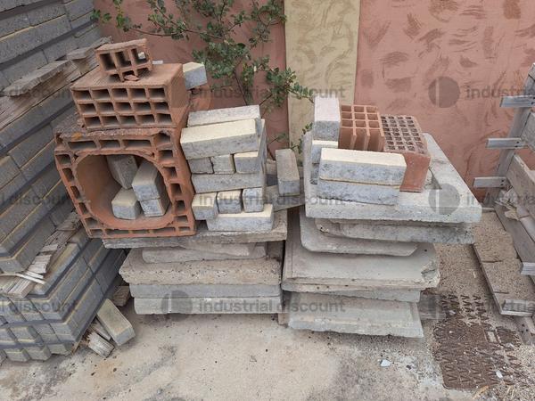 8#9747 Giacenze magazzino e macchinari vari in vendita - foto 145