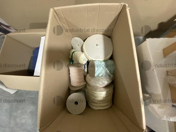 10#9748 Bobine, matasse di filo e abbigliamento intimo in vendita - foto 22