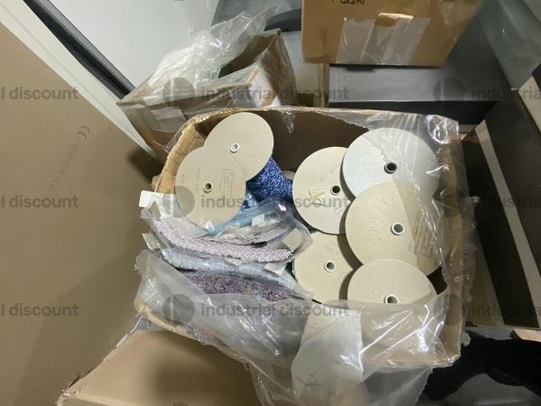 10#9748 Bobine, matasse di filo e abbigliamento intimo in vendita - foto 23