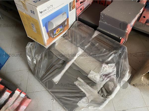 13#9748 Arredi e attrezzature da ufficio in vendita - foto 3