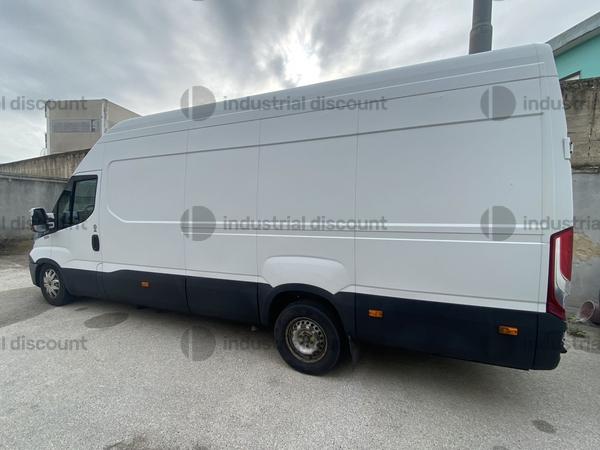 4#9748 Furgone Iveco Daily in vendita - foto 1