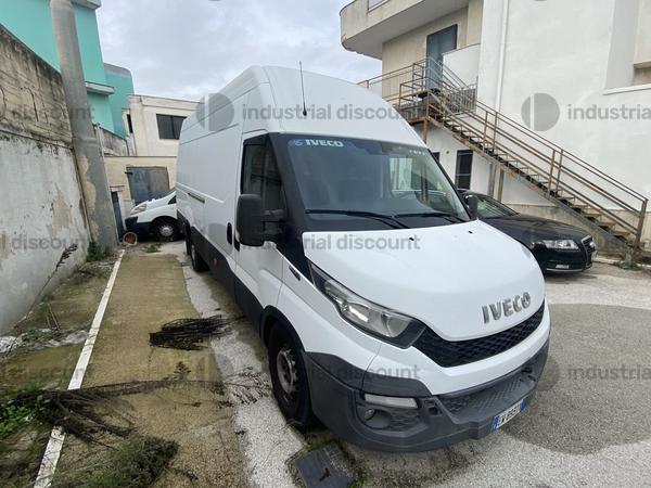 4#9748 Furgone Iveco Daily in vendita - foto 3
