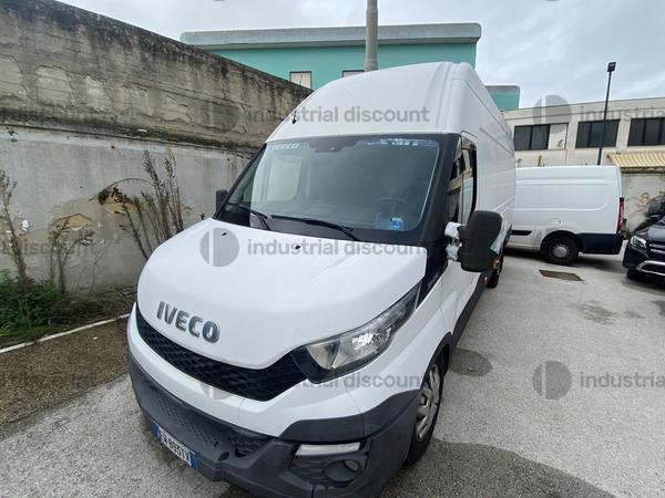 4#9748 Furgone Iveco Daily in vendita - foto 15