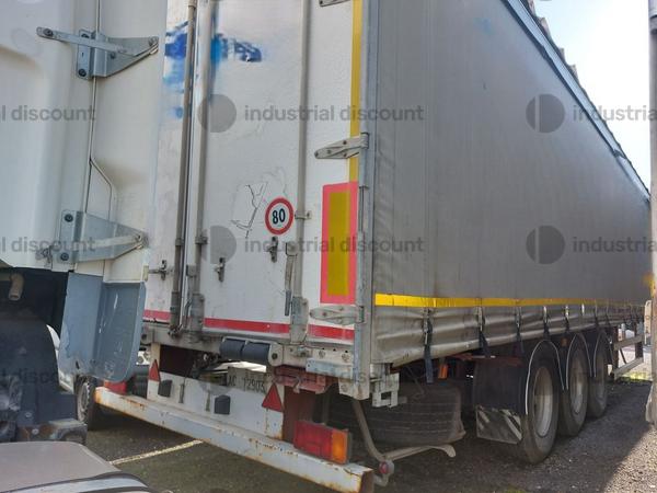 12#9751 Semirimorchio Crane Fruehauf a due assi in vendita - foto 1